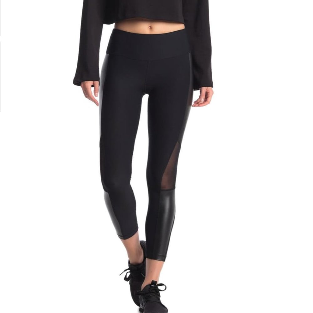 Black Mesh Colorblock Athletic Leggings NWOT